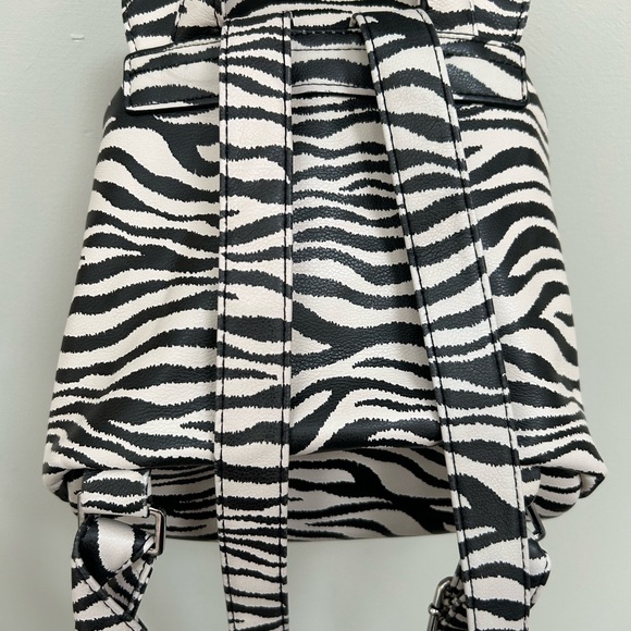 Wild Fable Small Backpack - Picture 5 of 8